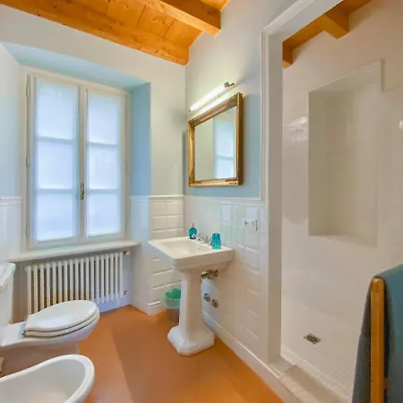 Casa Vittoria Willa Tremezzo